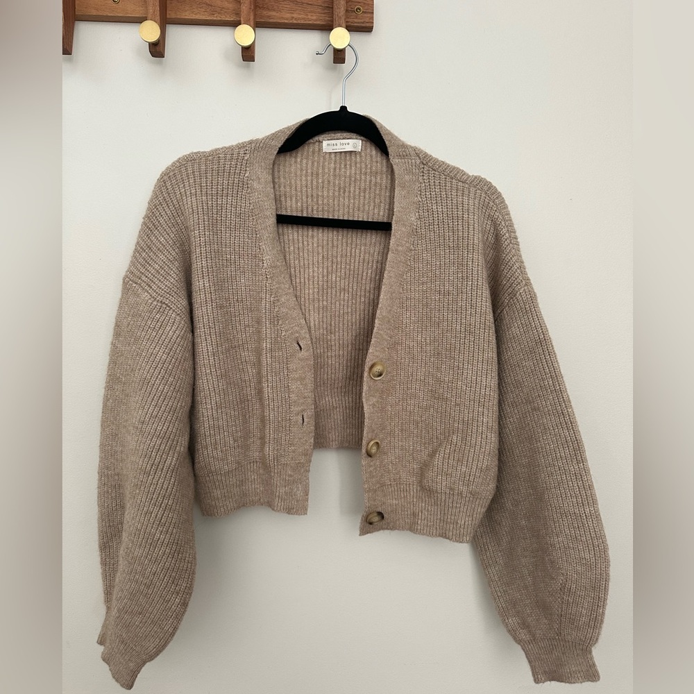 Like new Miss Love Beige cropped button cardigan